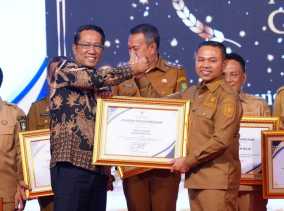 Pemprov Riau Raih Penghargaan Menteri Hukum atas Komitmen Perluas Akses Bantuan Hukum