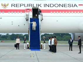 Presiden Prabowo Tiba di Tanah Air Usai Rampungkan Lawatan ke Empat Negara Mitra Strategis