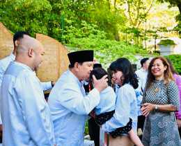 Gema Takbir di Paris, Diaspora Indonesia Rasakan Kehangatan Iduladha Bersama Presiden Prabowo