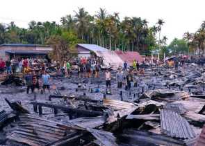 Pemprov Riau Salurkan Bantuan Rp375 Juta untuk Korban Kebakaran Simpang Gaung