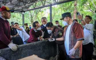 Tak Dibakar Lagi, Sisa Tembakau Rokok Ilegal Kini Disulap Jadi Kompos untuk Petani