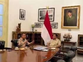 Presiden Prabowo Bahas Sejumlah Program Strategis Bersama Wakil Ketua DPR RI di Istana Merdeka