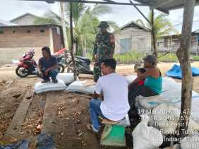 Babinsa Pasir Mas Ajak Warga Jaga Kesehatan dan Keselamatan Jelang Idulfitri