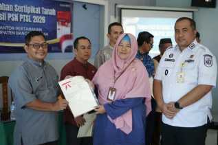 Manfaatkan PTSL untuk Urus Sertipikat, Masyarakat: Proses Dipermudah