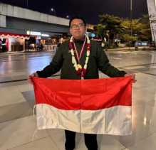 Medali Emas Dari Murid MAN 1 Pekanbaru Untuk Indonesia