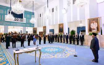 Presiden Prabowo Simak Pengucapan Sumpah Anggota Komisi Yudisial Masa Jabatan 2025–2030