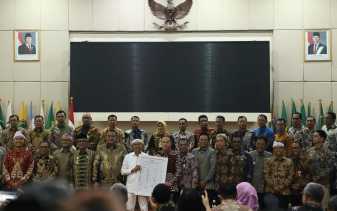 Kementerian ATR/BPN, KPK, dan Pemda Jawa Barat Sepakati Kerja Sama dalam Upaya Pencegahan Korupsi serta Penguatan Ekonomi Daerah