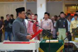 Daftar Lengkap Pejabat Eselon II dan Administrator yang Dilantik Pemprov Riau
