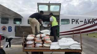 OMC Terus Digesa, 15 Ton Garam Disebar untuk Pancing Hujan di Langit Bumi Lancang Kuning