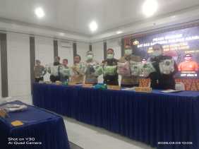 Satresnarkoba Polres Asahan amankan Kurir Bawa 891 Cartridge Vape merk 7 eleven