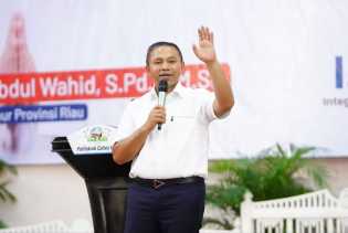 Gubernur Riau Larang Pejabat Minta Pungutan Atas Nama Jabatan