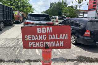 Atasi Antrean SPBU, Pemprov Riau Minta Tambah Kuota BBM Subsidi