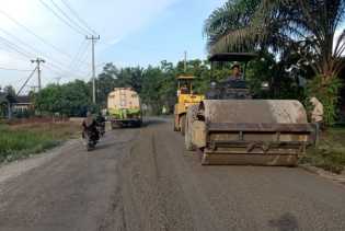 Dinas PUPR-PKPP Riau Siapkan Anggaran Rp37 Miliar Perbaiki Ruas Jalan Cerenti-Air Molek