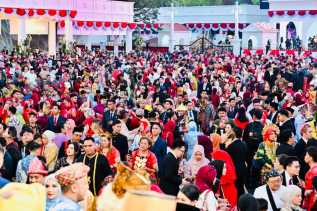 Antusiasme Masyarakat Warnai HUT ke-81 Kemerdekaan RI di Istana, Suvenir dan Jamuan Rakyat Tinggalkan Kesan Mendalam