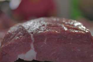 Daging Kurban Cepat Busuk? Ini Kesalahan yang Masih Sering Dilakukan Warga