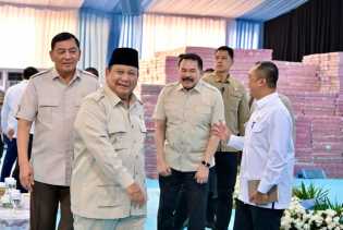 Presiden Prabowo Instruksikan Penurunan Suku Bunga PNM Mekaar Hingga di Bawah 9 Persen