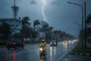 BMKG Prediksi Riau Diguyur Hujan Sore hingga Dini Hari, Waspada Petir dan Angin Kencang!