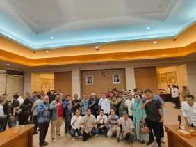 Rapat Percepatan Pemulihan Ekosistem TNTN, Gubri Tegaskan Belum Ada Relokasi