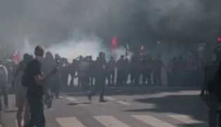 Kerusuhan Besar Pecah di Prancis, Polisi Tembakkan Gas Air Mata, Demonstran Mengamuk