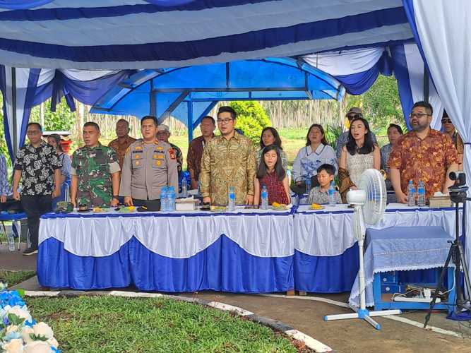 Danramil Pulau Burung Hadiri Peresmian Monumen Pohon Kelapa di Desa Burung