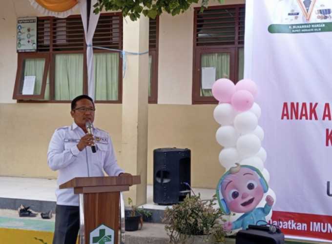 Sekertaris Dinkes Inhil Membuka Secara Resmi Pencanangan Imunisasi HPV (Humas Papilomavirus) di Sekolah Dasar Negeri (SDN) 023,