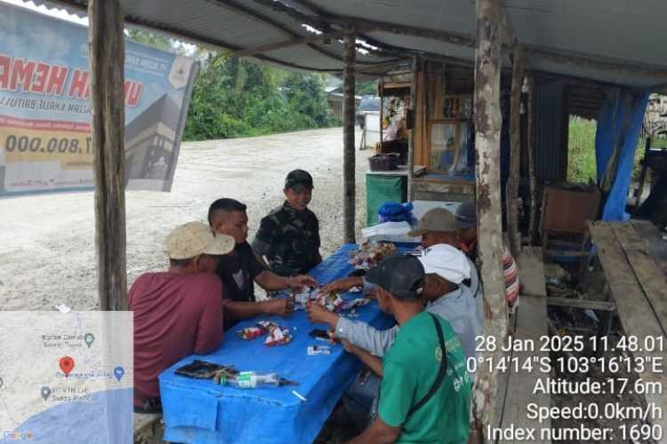 Babinsa Tingkatkan Kamtibmas dengan Patroli Dialogis Terpadu