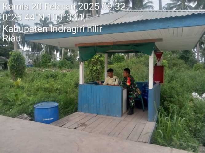 Babinsa Koramil 11/PBR Pererat Silaturahmi dengan Sekuriti PT RSUP di Desa Ringin Jaya