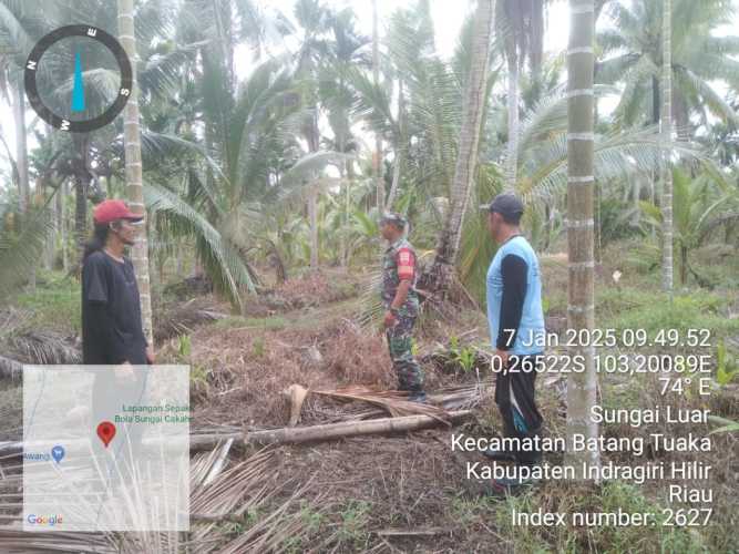 Babinsa Koramil 12/Batangtuaka,Mitra Masyarakat Cegah Kebakaran Hutan