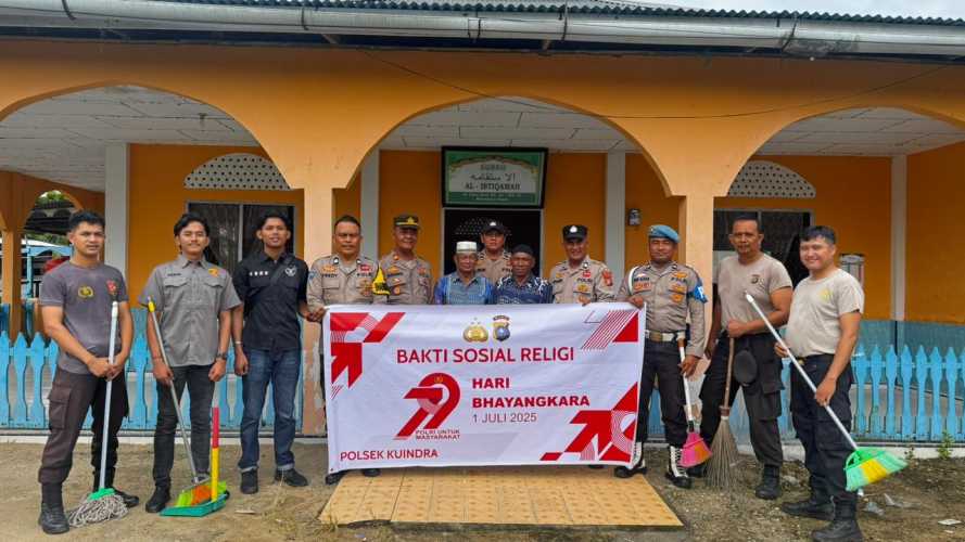 Polsek Kuindra Gelar Bakti Sosial Religi dalam Rangka Hari Bhayangkara ke-79