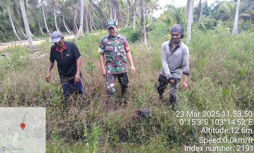 Patroli Gabungan TNI dan Masyarakat di Kelurahan Sungai Piring Cegah Karhutla