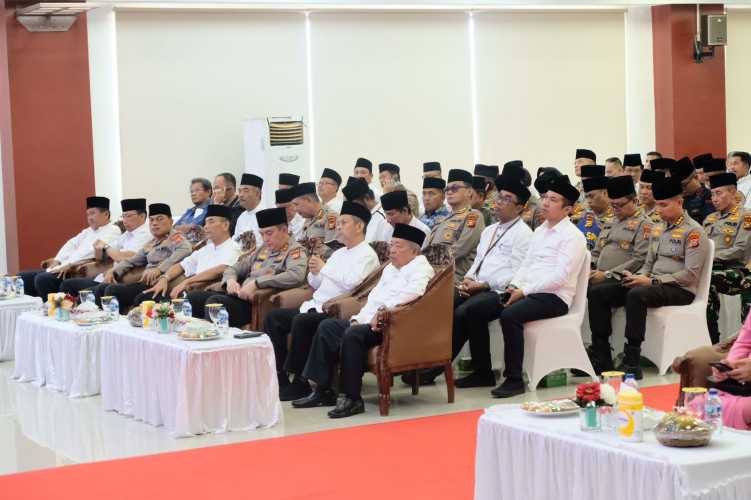 Polda Riau Gelar Doa Bersama Lintas Agama Dalam Rangka Hari Bhayangkara ke 77