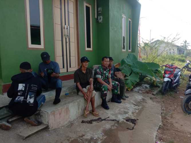 Babinsa Koramil 01/Tembilahan Kodim 0314/Inhil Perkuat Bauran Komunikasi Sosial yang Handal