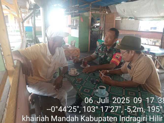 Babinsa Kopda Sudarwis Merajut Harmonisasi dalam Bingkai Silaturahmi