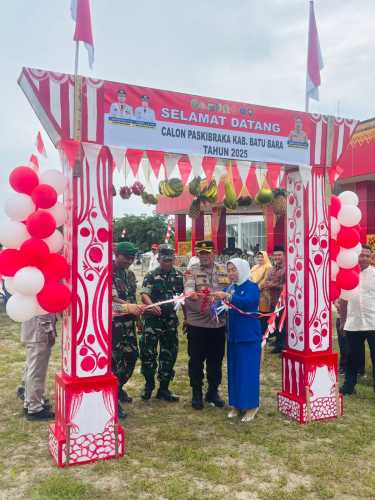 Pembukaan Pendidikan dan Pelatihan Calon Paskibraka Tahun 2025: 'Tantangan untuk Memasuki Desa Bahagia' di Kabupaten Batu Bara