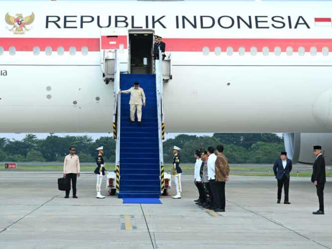 Presiden Prabowo Tiba di Tanah Air Usai Rampungkan Lawatan ke Empat Negara Mitra Strategis