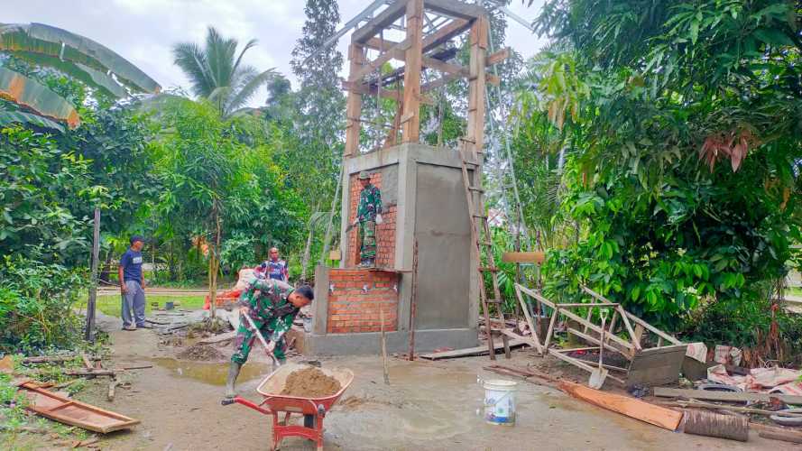 Koramil 01/Tembilahan Pimpin Pekerjaan Sumur Bor TMMD ke-123 di Desa Karya Tunas Jaya dan Desa Mumpa