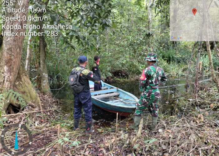 Kopda Ridho Almahesa  Patroli Karhutlah Lintas Konsesi Sungai