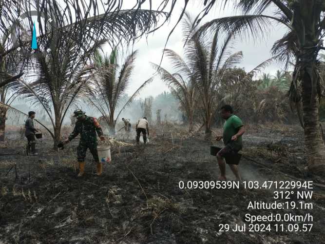 Babinsa Bente Tingkatkan Progress Pendinginan di Saka Pisang