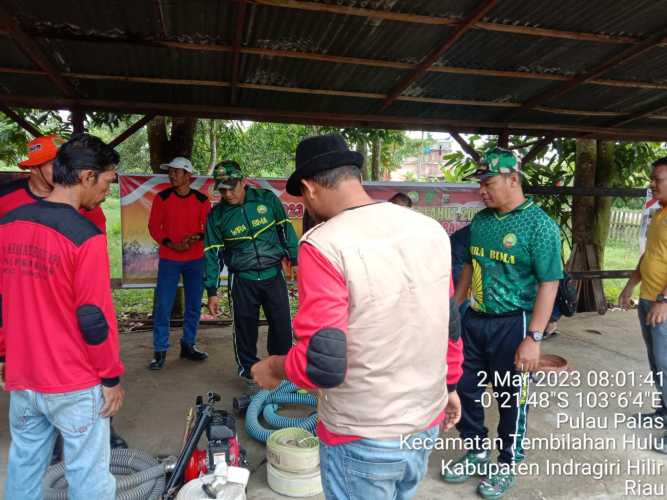 Danramil 01/Tembilahan  Bersama Anggota Ikuti Apel Gelar Alkap Karlahut Kecamatan