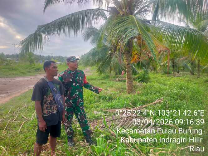 Dengan Patroli Tapal Batas, Babinsa Pulau Burung Menjaga Aset Ekonomi Warganya