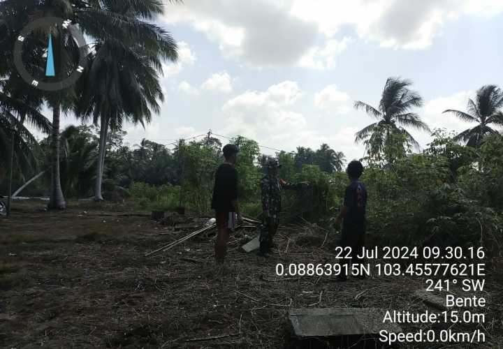 Hadapi Musim Kemarau, Babinsa Bente Waspadai Karhutlah