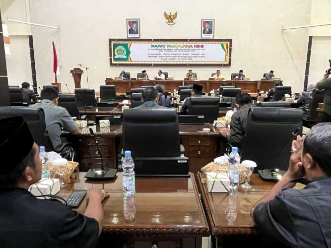 Rapat Paripurna Ke-9 DPRD Inhil  Masa Persidangan 2 Tahun 2025