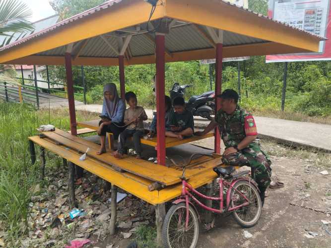 Di Penghujung Ramadhan 1447 H, Babinsa Sungai Intan Perkuat Kebersamaan Bersama Warga Binaan