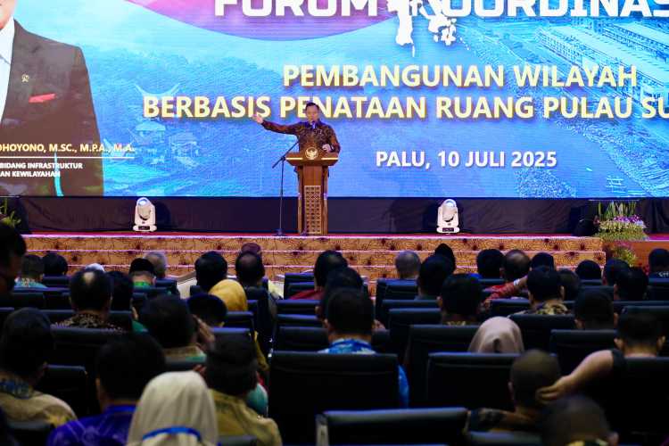 Menteri Nusron Ajak Kepala Daerah Se-Sulawesi Berbagi Tanggung Jawab Selesaikan RDTR