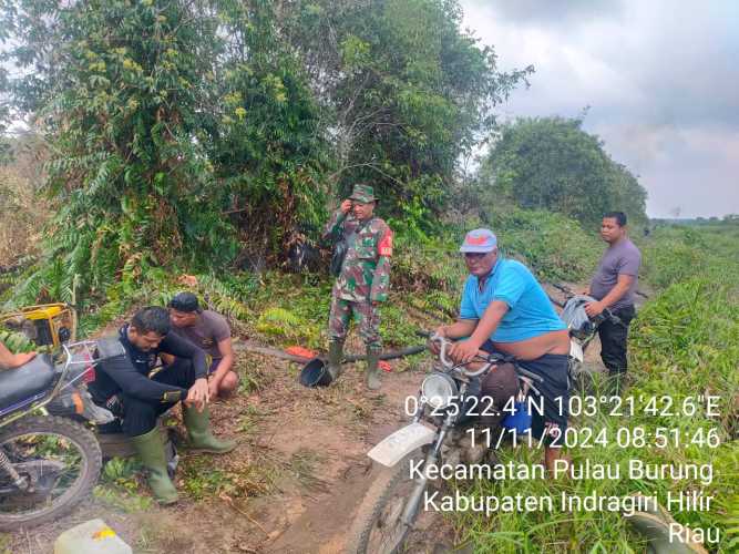 Babinsa Sri Danai Berikan Solusi Wilayah Binaan dari Potensi Karhutlah