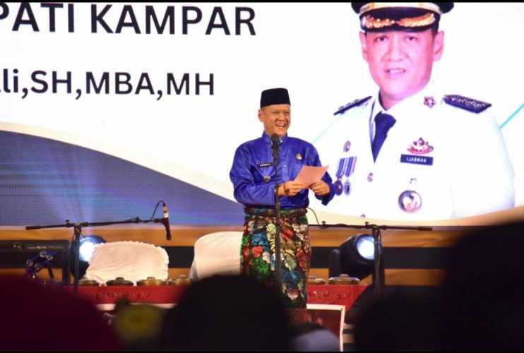 Pj Bupati Apresiasi Perayaan Bagholek Godang Masyarakat Kampar