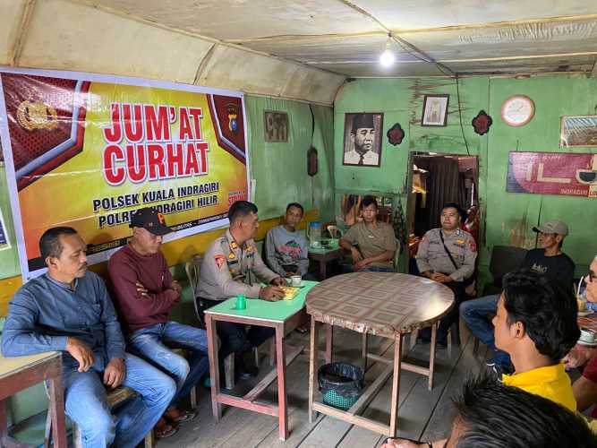 Kapolsek Kuindra Ajak Warga Jaga Keamanan dan Ketertiban melalui Kegiatan Jum’at Curhat