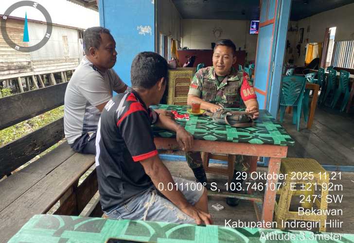 Babinsa Koramil 08/Mandah Laksanakan Komunikasi Sosial dengan Warga Binaan