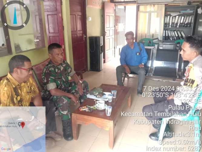 Peltu Jaharzam Membangun Komunikasi dengan Perangkat Desa