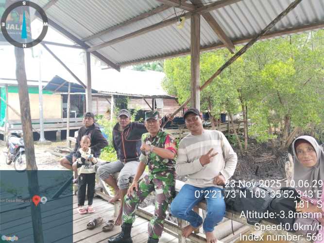 Babinsa Belaras Barat Pinta Warga lapor cepat apabila menemukan kejadian yang mencurigakan